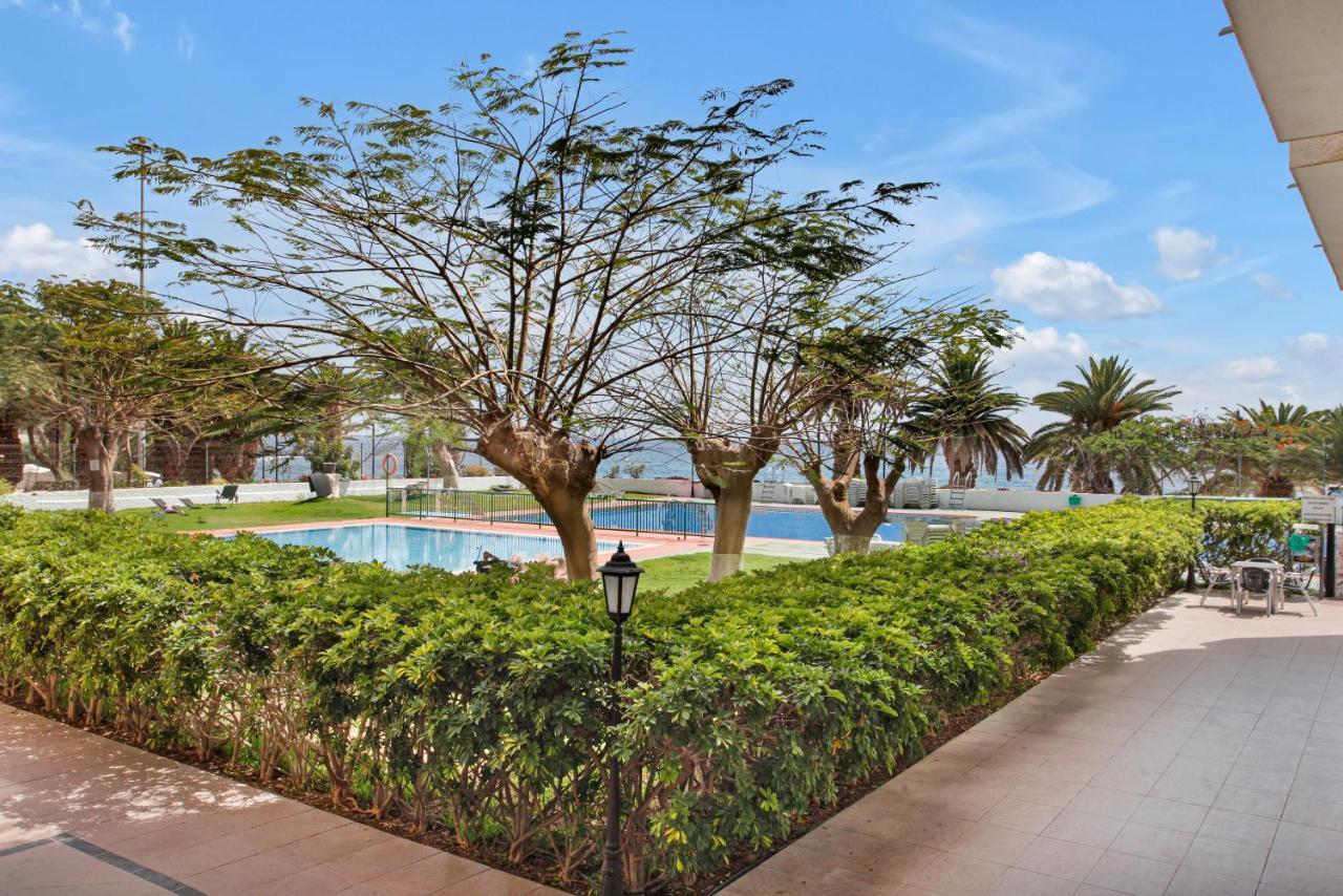 Stunning Holidays, Large Terrace On The Sea Лос Кристианос Екстериор снимка